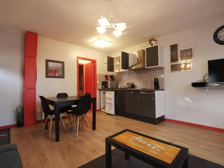 Appartement N1 F2 40M2 Avec Petit Jardin à Hérouville-Saint-Clair Extérieur photo
