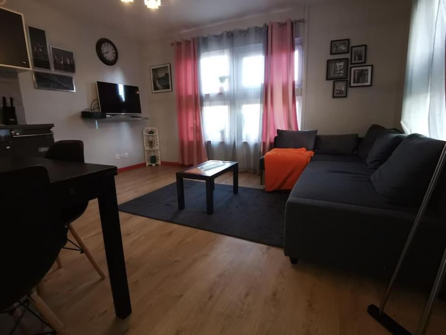 Appartement N1 F2 40M2 Avec Petit Jardin à Hérouville-Saint-Clair Extérieur photo